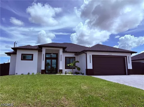 213 Kismet Pkwy E, Cape Coral, FL 33909