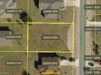 1318 NE 2nd Pl, Cape Coral, FL 33909