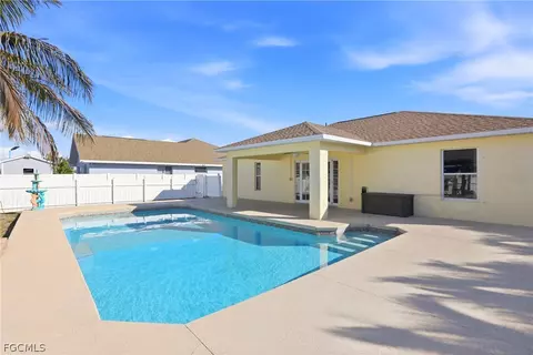 1209 NW 19th St, Cape Coral, FL 33993
