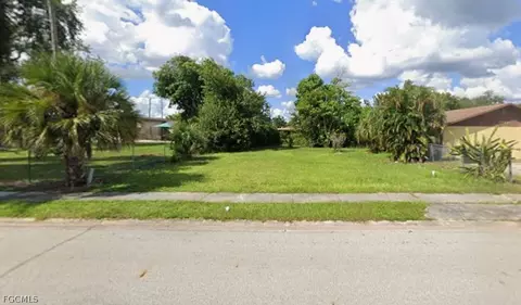 2915 Price Ave, Fort Myers, FL 33916