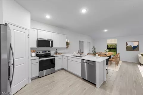 8007 Van Ct, Labelle, FL 33935 photo 3