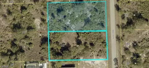 903 Maple Ave N, Lehigh Acres, FL 33972