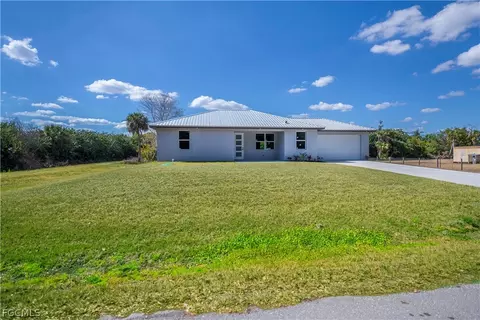 1202 Alice St, Labelle, FL 33935
