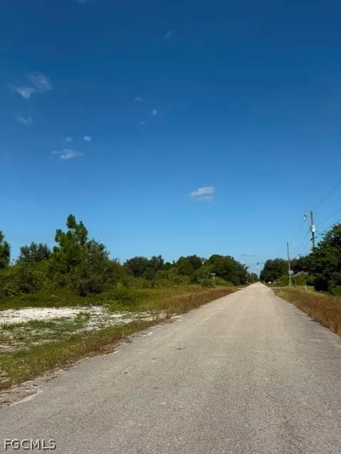 1611 Fitch Ave, Lehigh Acres, FL 33972