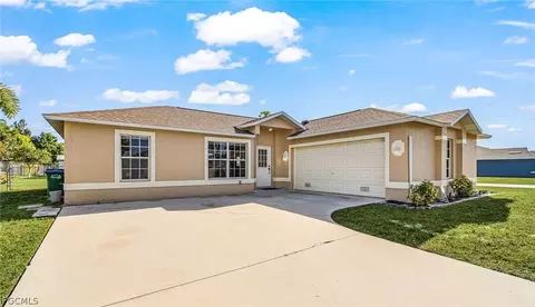 2601 SE 4th Ave, Cape Coral, FL 33904
