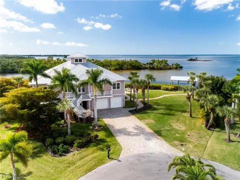 24057 Treasure Island Blvd, Punta Gorda, FL 33955