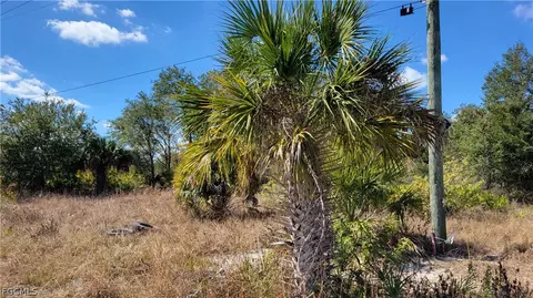 6001 Sunshine Blvd N, Lehigh Acres, FL 33971