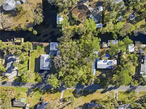 Fox Rd, Astor, FL 32102