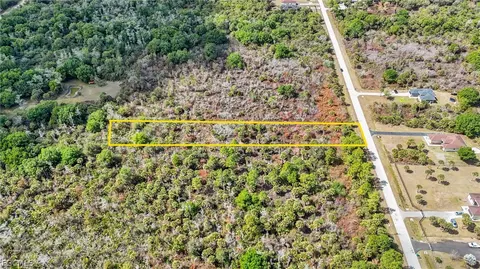 24 SE Th Ave SE, Naples, FL 34117