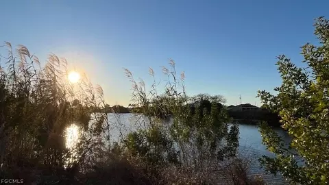 1701 NE 41st St, Cape Coral, FL 33909