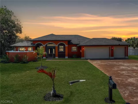 718 Arundel Cir, Fort Myers, FL 33913