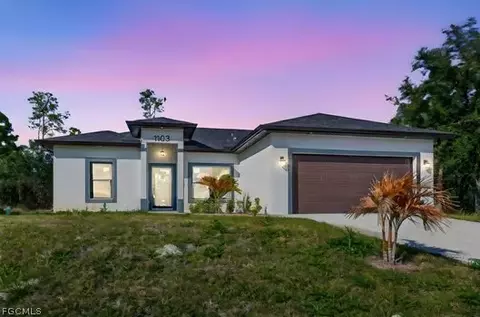 1103 E 7th St, Lehigh Acres, FL 33972