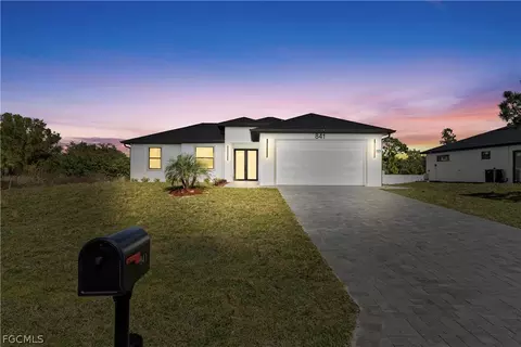 841 Nimitz Blvd, Lehigh Acres, FL 33974