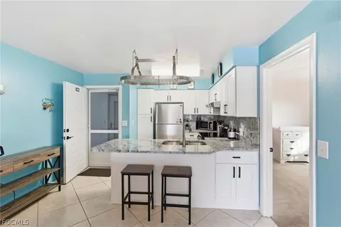 1100 Pondella Rd #610, Cape Coral, FL 33909