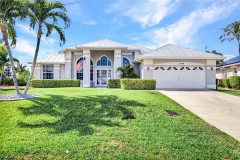 3908 SW 22nd Pl, Cape Coral, FL 33914