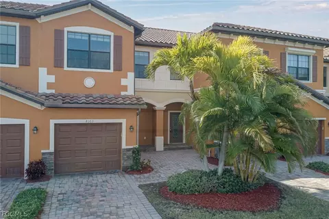 8103 Summerfield St, Fort Myers, FL 33919