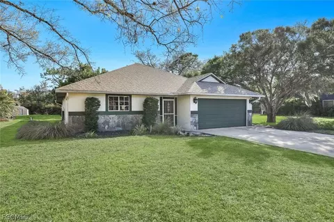 17855 Chesterfield Rd, North Fort Myers, FL 33917