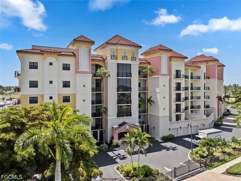 5706 Cape Harbour Dr #211, Cape Coral, FL 33914
