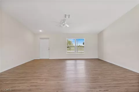 Living - 4524 Springview Cir, Labelle, FL 33935 photo 4 of 6