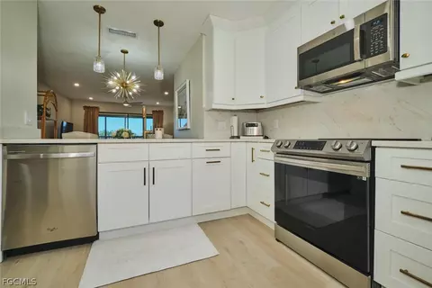 11170 Caravel Cir #309, Fort Myers, FL 33908