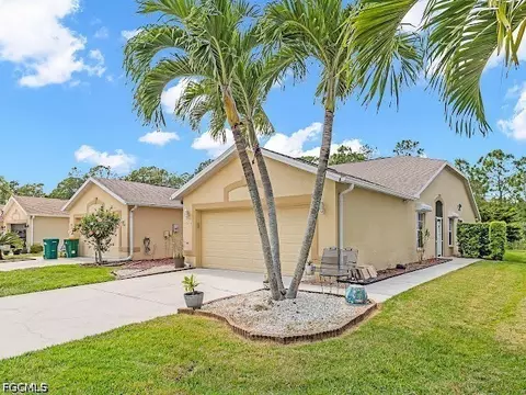 5313 Whitten Dr #84, Naples, FL 34104