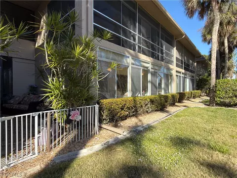 1699 Golf Club Dr #3, North Fort Myers, FL 33903