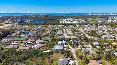 13411 Electron Dr, Fort Myers, FL 33908