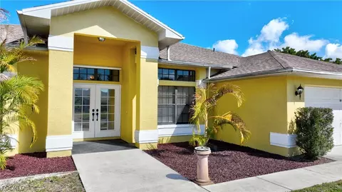 200 Danby Rd, Lehigh Acres, FL 33936