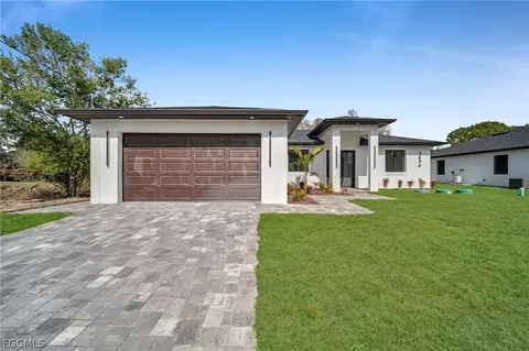 3604 58th St W, Lehigh Acres, FL 33971