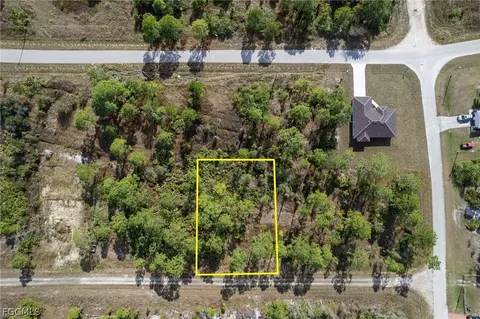 1018 Chandlee St, Lehigh Acres, FL 33974