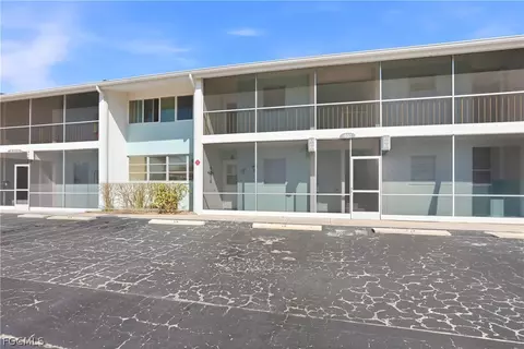 403 SE 43rd Ter #9, Cape Coral, FL 33904