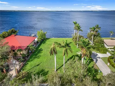 3508 Stuart Ct, Fort Myers, FL 33901