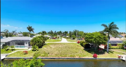 1716 SW 2nd St, Cape Coral, FL 33991