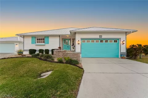 12249 Moon Shell Dr, Matlacha Isles, FL 33991