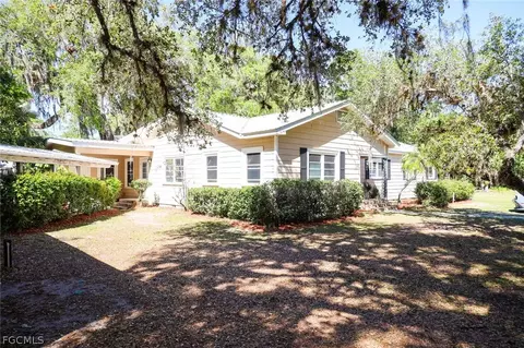 200 Riverview Dr, Labelle, FL 33935 photo 3