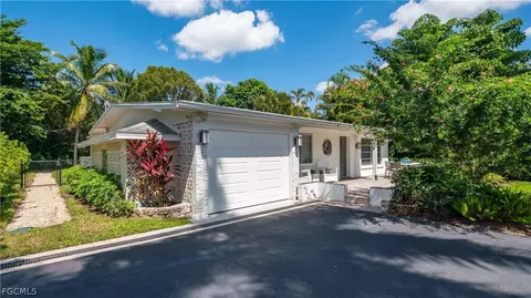 1051 Cypress Woods Dr, Naples, FL 34103