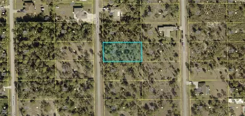 410 Wellington Ave, Lehigh Acres, FL 33972