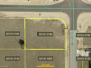 2216 NE 14th Pl, Cape Coral, FL 33909
