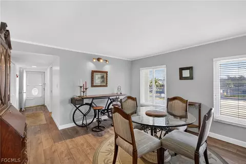 2244 Winkler Ave #301, Fort Myers, FL 33901