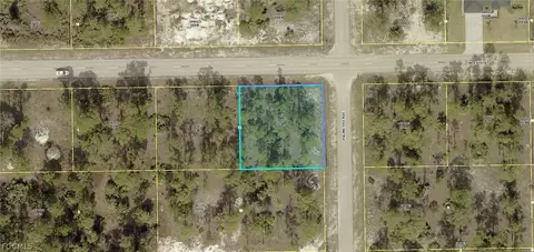 901 W 17th St, Lehigh Acres, FL 33972