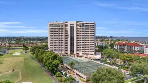 5260 S Landings Dr #602, Fort Myers, FL 33919