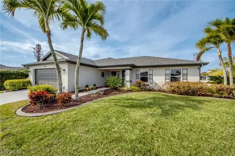 3038 SW 10th Pl, Cape Coral, FL 33914