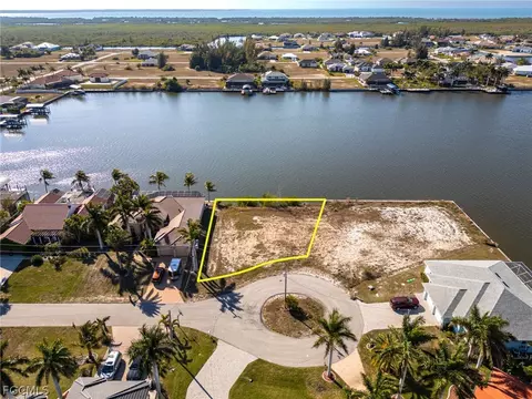 2826 NW 43rd Pl, Cape Coral, FL 33993