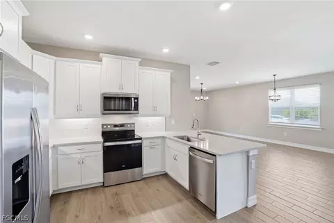 Kitchen - 1193 Enbrook Loop, Naples, FL 34114 photo 2 of 3