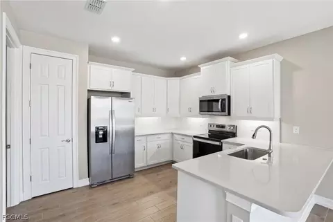 Kitchen - 1193 Enbrook Loop, Naples, FL 34114 photo 1 of 3