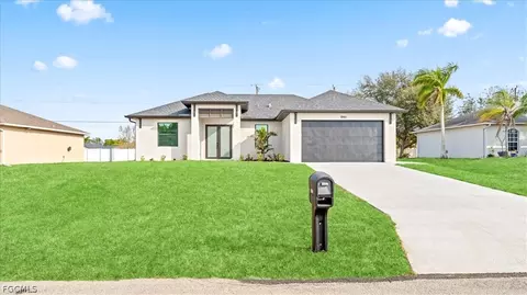 1941 NE 15th St, Cape Coral, FL 33909