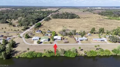 View/Area - 1079 Lock Ln, Moore Haven, FL 33471 photo 2 of 7