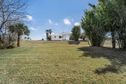 Exterior - 1079 Lock Ln, Moore Haven, FL 33471 photo 12 of 13