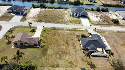 2605 NW 6th Ter, Cape Coral, FL 33993