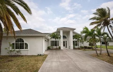 2228 SW 43rd St, Cape Coral, FL 33914